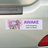 Vrouwen wakker bumpersticker (Op auto)