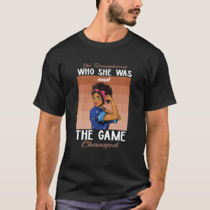 Vrouwen ze herinnert zich wie ze zwart was Mo T-shirt