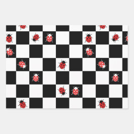 Vrouwtjes op een schaakbord inpakpapier vel