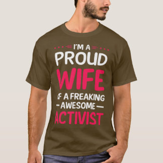 Vruchtbare vrouw van freaking Geweldige ACTIVIST T-shirt