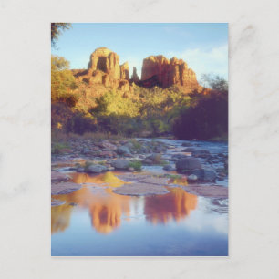 VS, Arizona, Sedona. Cathedral Rock weerspiegeld Briefkaart