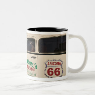 VS, Arizona, Williams: Cruisers Cafe 66 Oud Tweekleurige Koffiemok