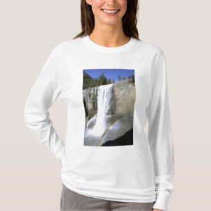 VS, Californië, Nationaal park Yosemite. Vernal T-shirt