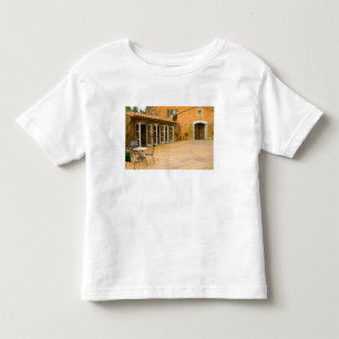 VS, Californië, Sonoma-vallei, Patio bij Viansa Kinder Shirts