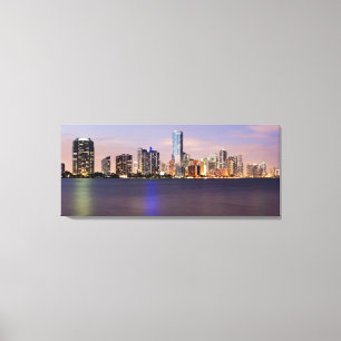 VS, Florida, Miami skyline bij schemering 2 Canvas Afdruk