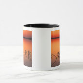 VS, Florida. Silhouetten van dode boomtakken Mok (Midden)