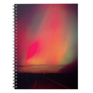 VS, Idaho. Aurora borealis, noorderlicht bij Notitieboek