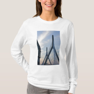VS, Massachusetts, Boston. De Zakim-brug. 2 T-shirt