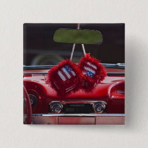 VS, Massachusetts, Gloucester. Fuzzy dobbelstenen Vierkante Button 5,1 Cm