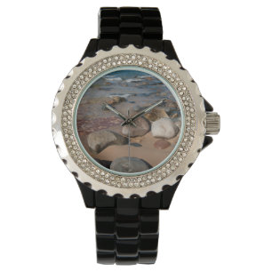 VS, Michigan. Afgeronde Keien Op 12 Mile Horloge
