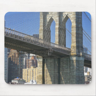 VS, New York, New York City. Brooklyn Bridge Muismat
