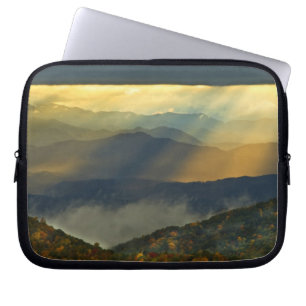 VS, North Carolina, Great Smoky Mountains. Laptop Sleeve