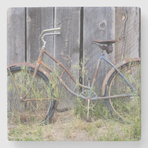VS, Oregon, Bend. Een vervallen oude fiets Stenen Onderzetter