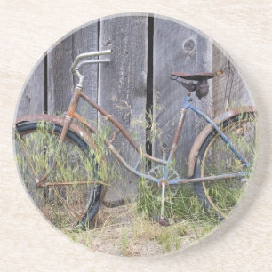 VS, Oregon, Bend. Een vervallen oude fiets Zandsteen Onderzetter