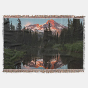 VS, staat Washington. Mt. Rainier weerspiegeld Deken