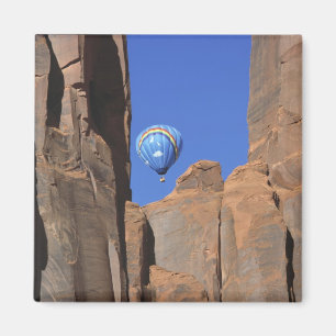 VS, Utah, Monument Valley. Een regenboog heefballo Magneet