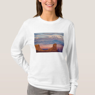 VS, Utah. Schitterend uitzicht op La Sal Mountains T-shirt