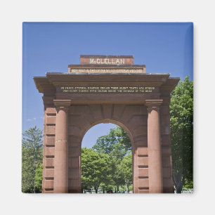 VS, VA, Arlington. McClellan Gate in Arlington Magneet