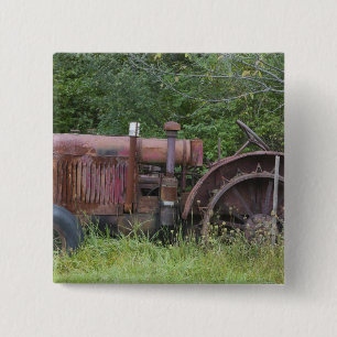 VS, Vermont, MANCHESTER: Antieke boerentractor Vierkante Button 5,1 Cm