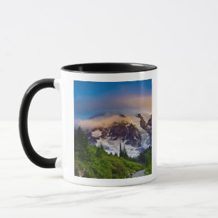 VS, Washington, Mt. Rainier. Ochtendzon Mok