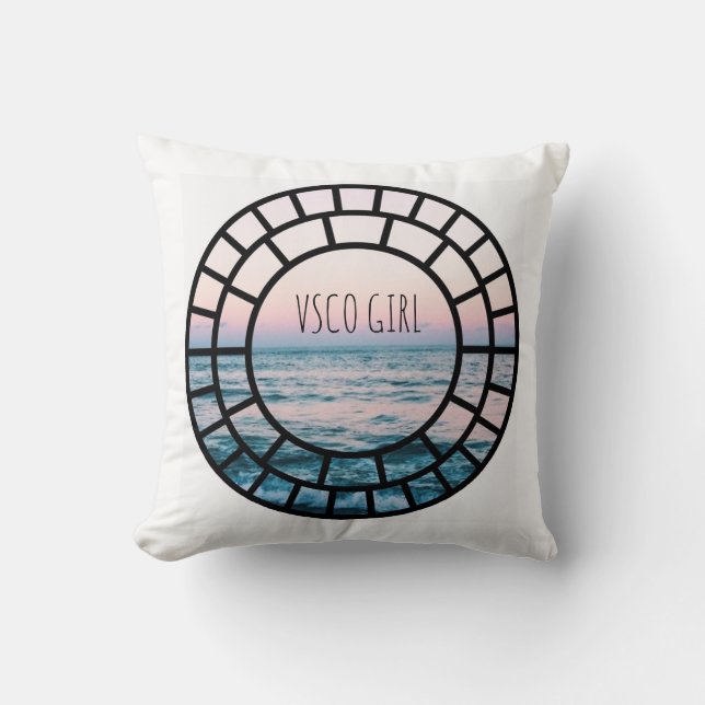 VSCO Girl Pillow Kussen (Voorkant)