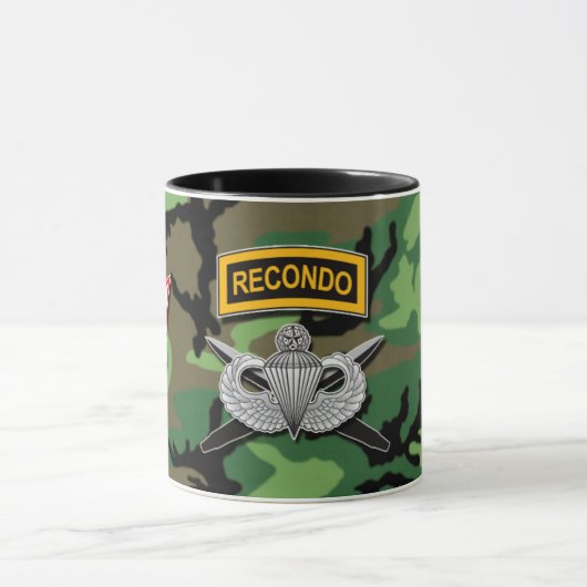 Vt. Bragg Recondo-mok Mok (Midden)