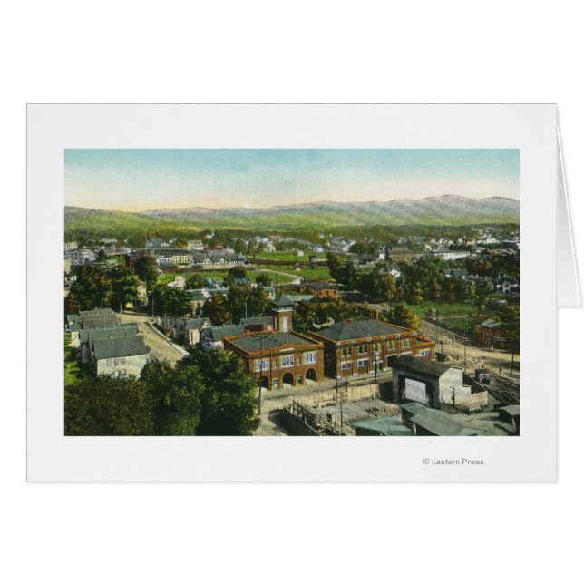 Vue aérienne de la ville, de la caserne d'incendie (Devant horizontal)