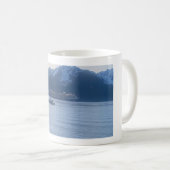 Vue côtière de l'Alaska Mug Pittoresque (Devant droit)
