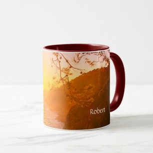 Vue côtière, tasse légère le soir