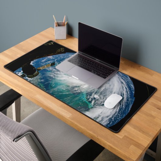Vue De L'Ouragan Dorian. (Bureau 2)
