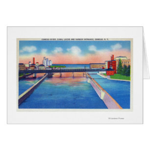 Vue de rivière d'Oswego des serrures et du port de