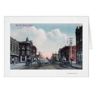 Vue des chariots de rue principale et de cheval