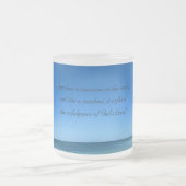 Vue imprenable sur l'océan, Mug bleu givré (Centre)