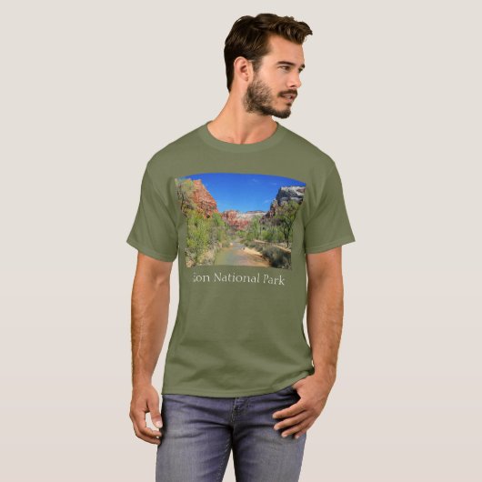 Vue sur la rivière Vierge 1 T-shirt (Devant entier)