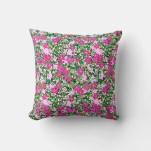 Vuile bloemen op een bleke roze achtergrond kussen