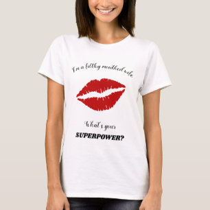 Vuile mondvrouw rode lippenstift mond t-shirt