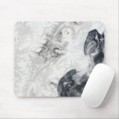 Vulkaanuitbarstingen in het centrum van het schier muismat (Met muis)