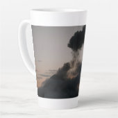 Vulkan Fuego in Guatemala Latte Mok (Linkerhoek)