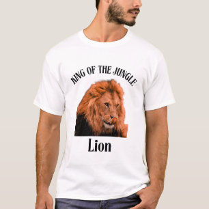 Vurige Oranje leeuw op diepzwarte achtergrond T-shirt
