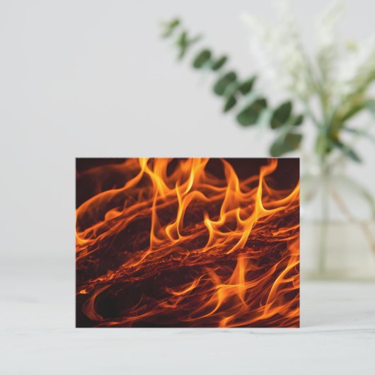 Vuur vlammacro in open haard briefkaart (Staand voorkant)