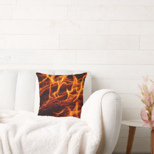 Vuur vlammacro in open haard kussen