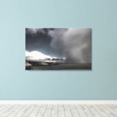 Vuurtoren en stormen wolken canvas afdruk (Insitu (Houten vloer))