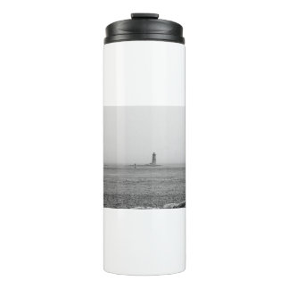 Vuurtoren in de verte thermosbeker