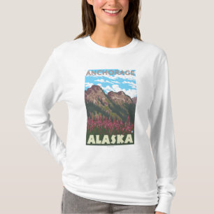 Vuurweed en bergen - Anchorage, Alaska T-shirt