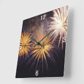Vuurwerk bij feestvieren vierkante klok (Hoek)