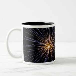 Vuurwerk elektrificeren tweekleurige koffiemok