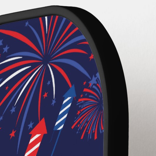 vuurwerk vierde juli met het vrijheidsbeeld pickleball paddle (Links Detail)
