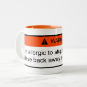 WAARSCHUWING: allergie voor stompzinnigheid Tweekleurige Koffiemok (Voorkant links)