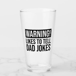 Waarschuwing! Hij vertelt papa Jokes Glas