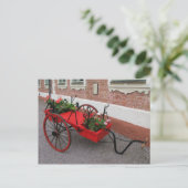 Wagon rouge sur carte postale (Debout devant)